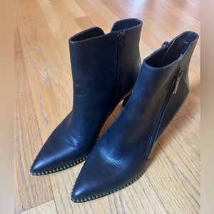 Women's Beya Pointy Toe Booties